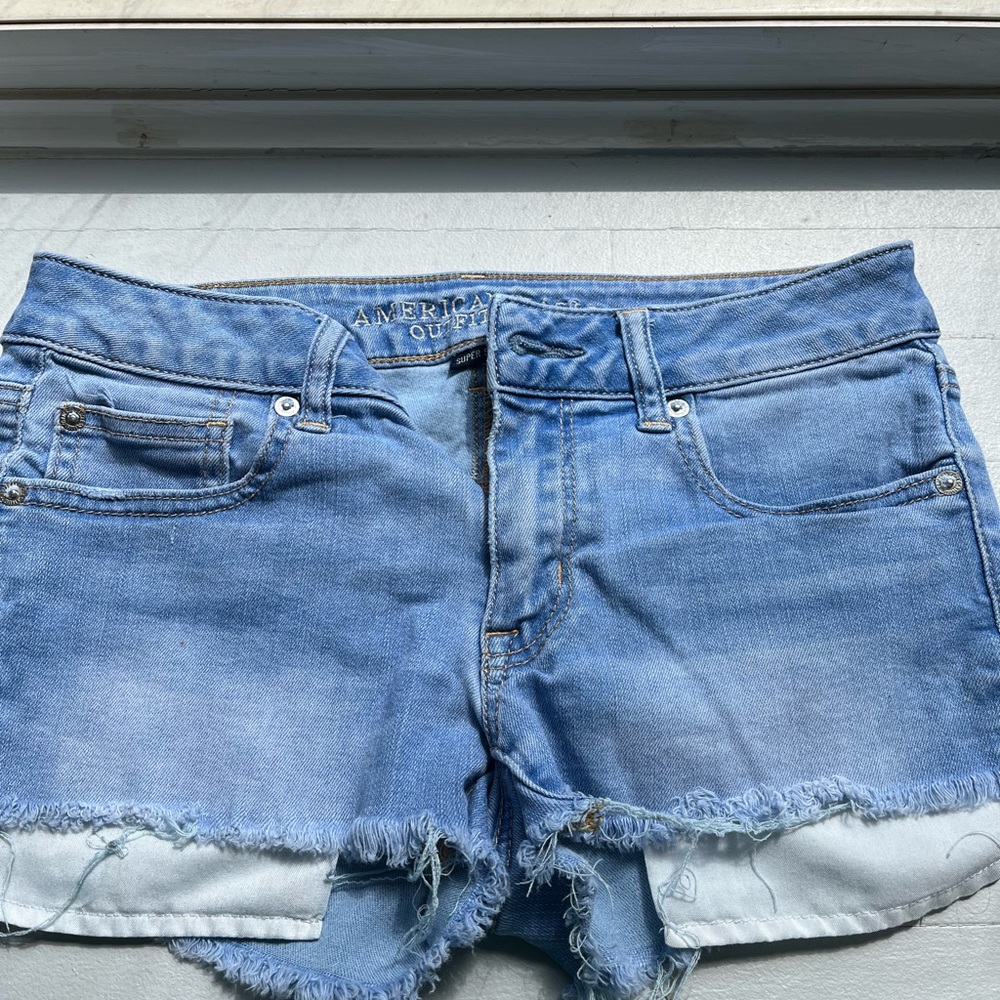 American Eagle short shorts
